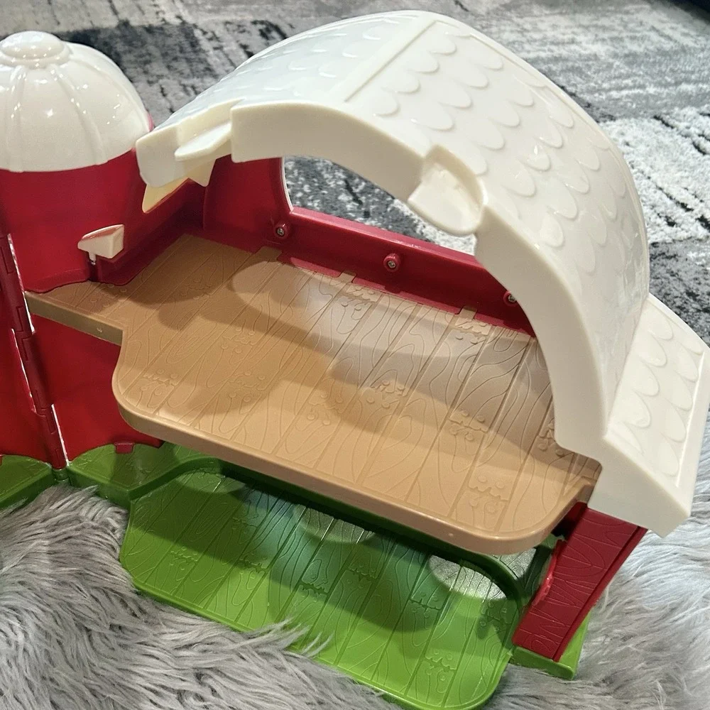 Battat Big Red Barn Animal Farm Playset Friends Folding Toy Kids